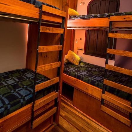 Bento Hostel Santiago del Cile Esterno foto
