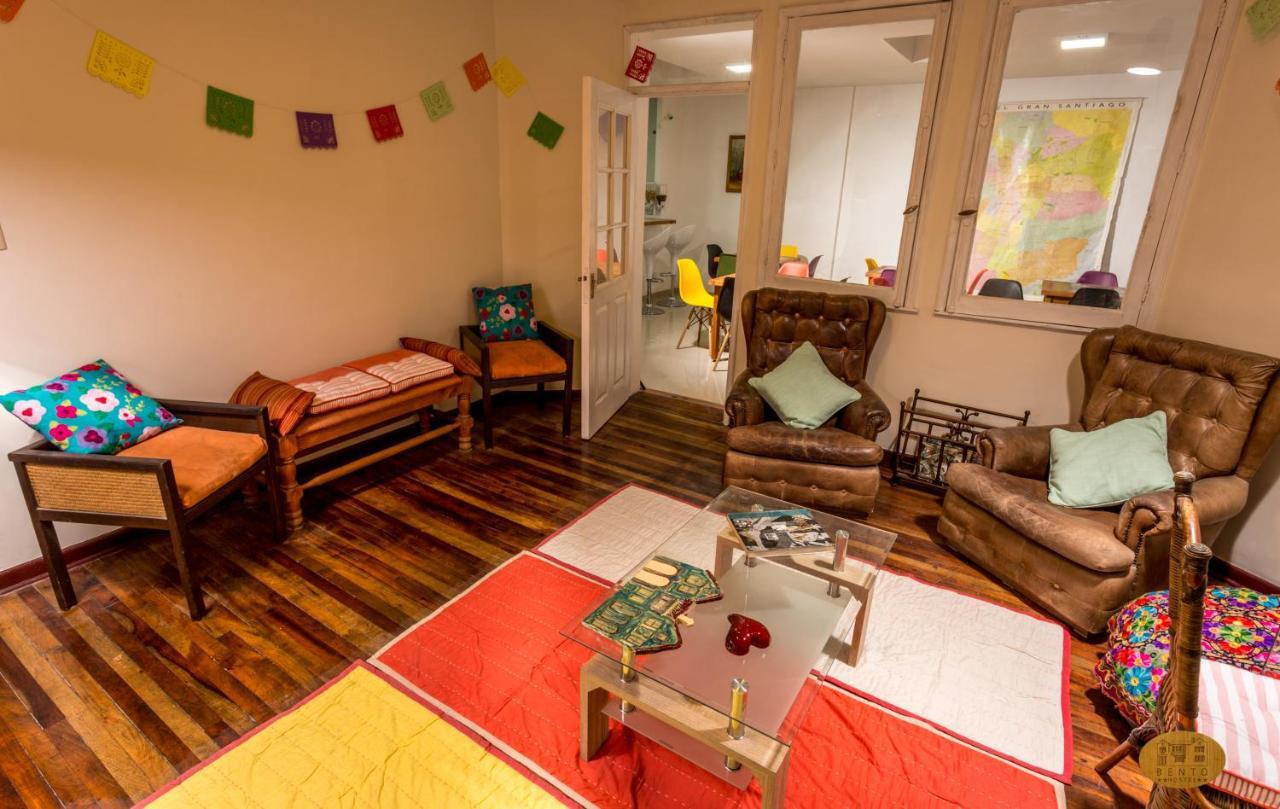 Bento Hostel Santiago del Cile Esterno foto